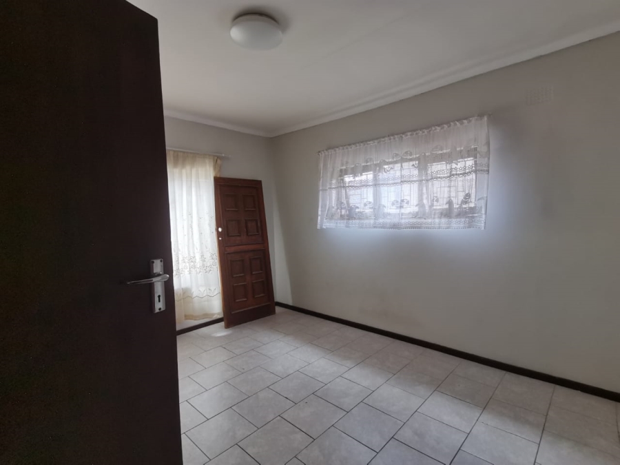 7 Bedroom Property for Sale in Hartenbos Central Western Cape